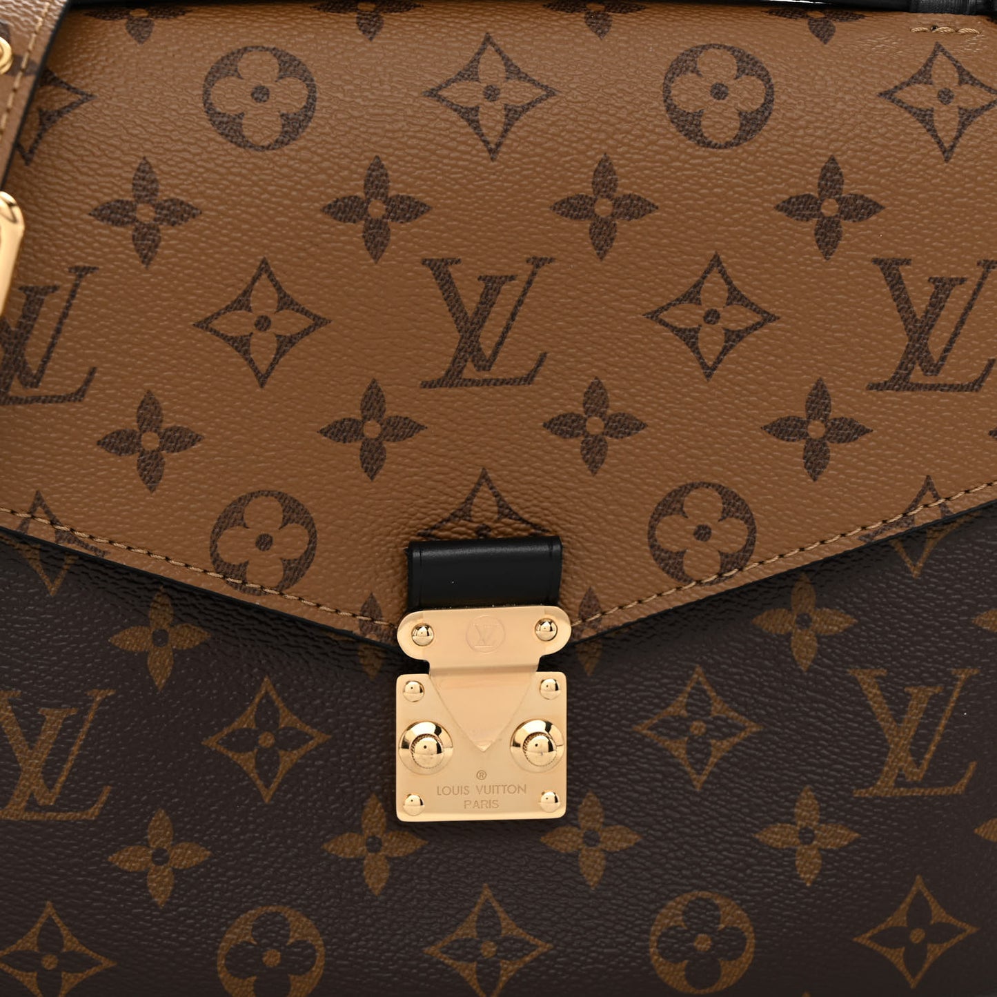 Reverse Monogram Pochette Metis