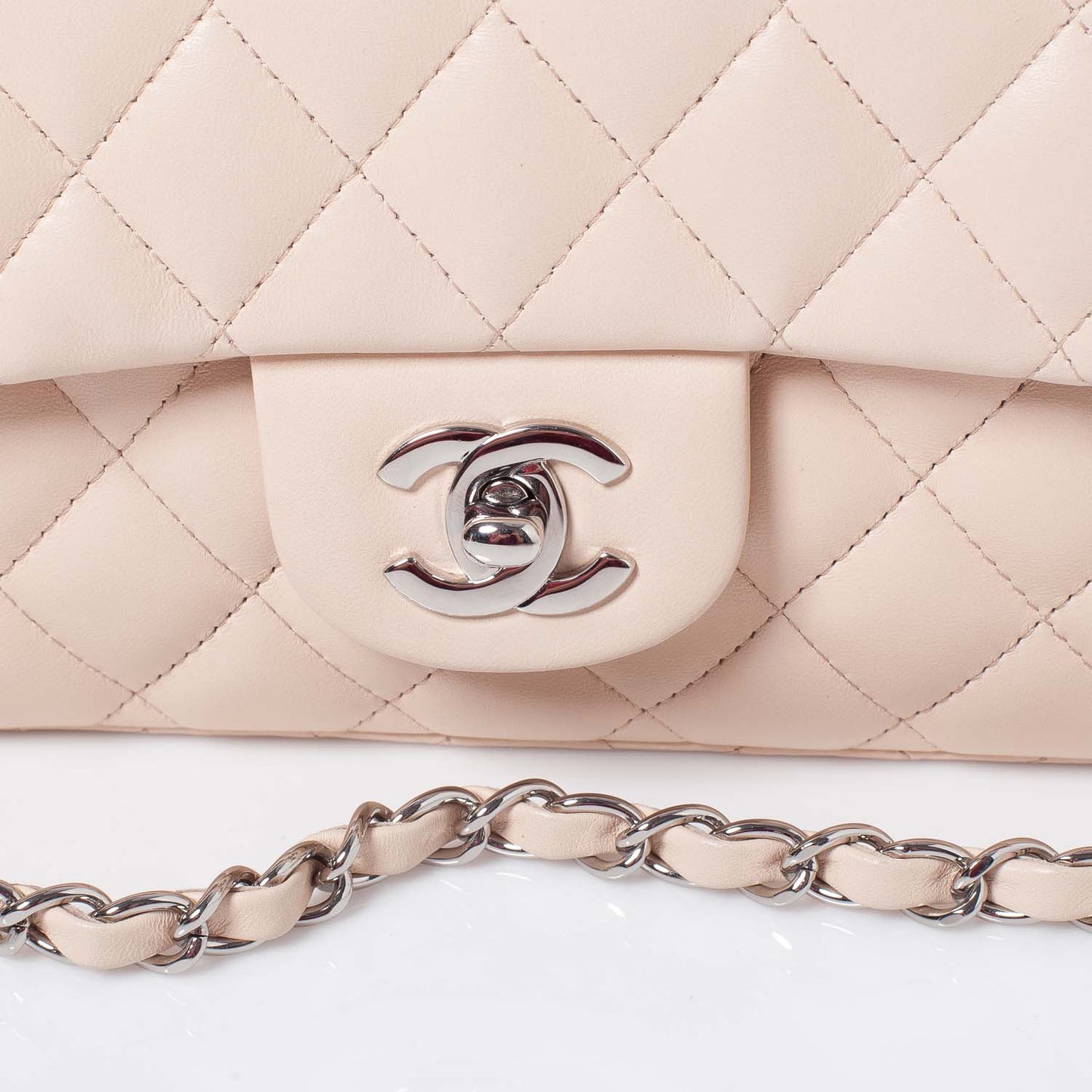 Lambskin East West Flap Beige Clair