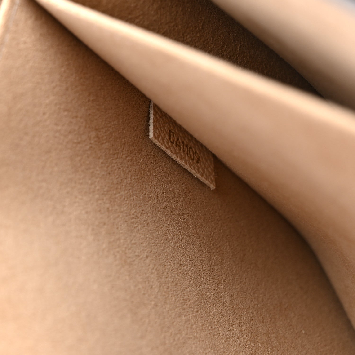 Louis Vuitton Monogram Vaugirard Creme 7 of 10