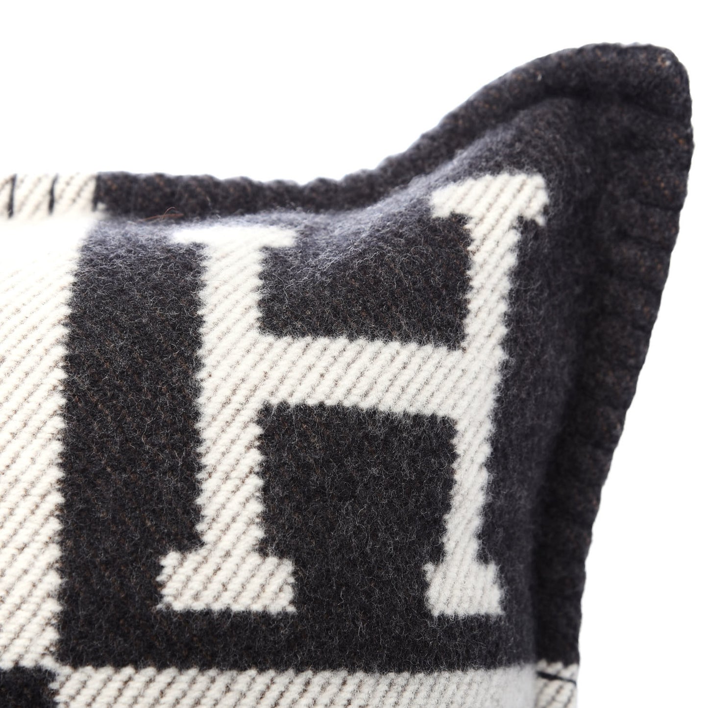 Wool Cashmere Avalon Pillow PM Ecru Gris Fonce