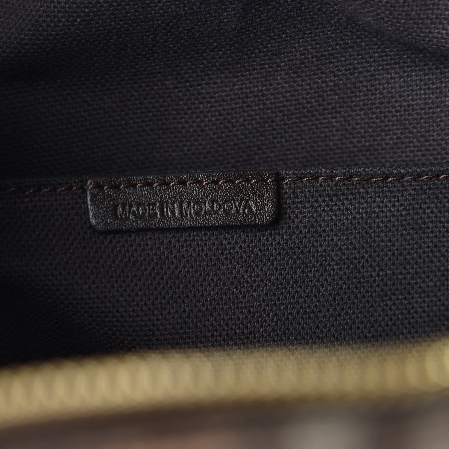 Burberry Haymarket Check Small Salisbury Tote Chocolate 7 of 9