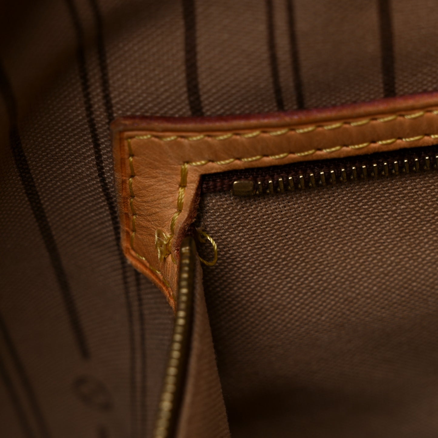 Monogram Delightful MM
