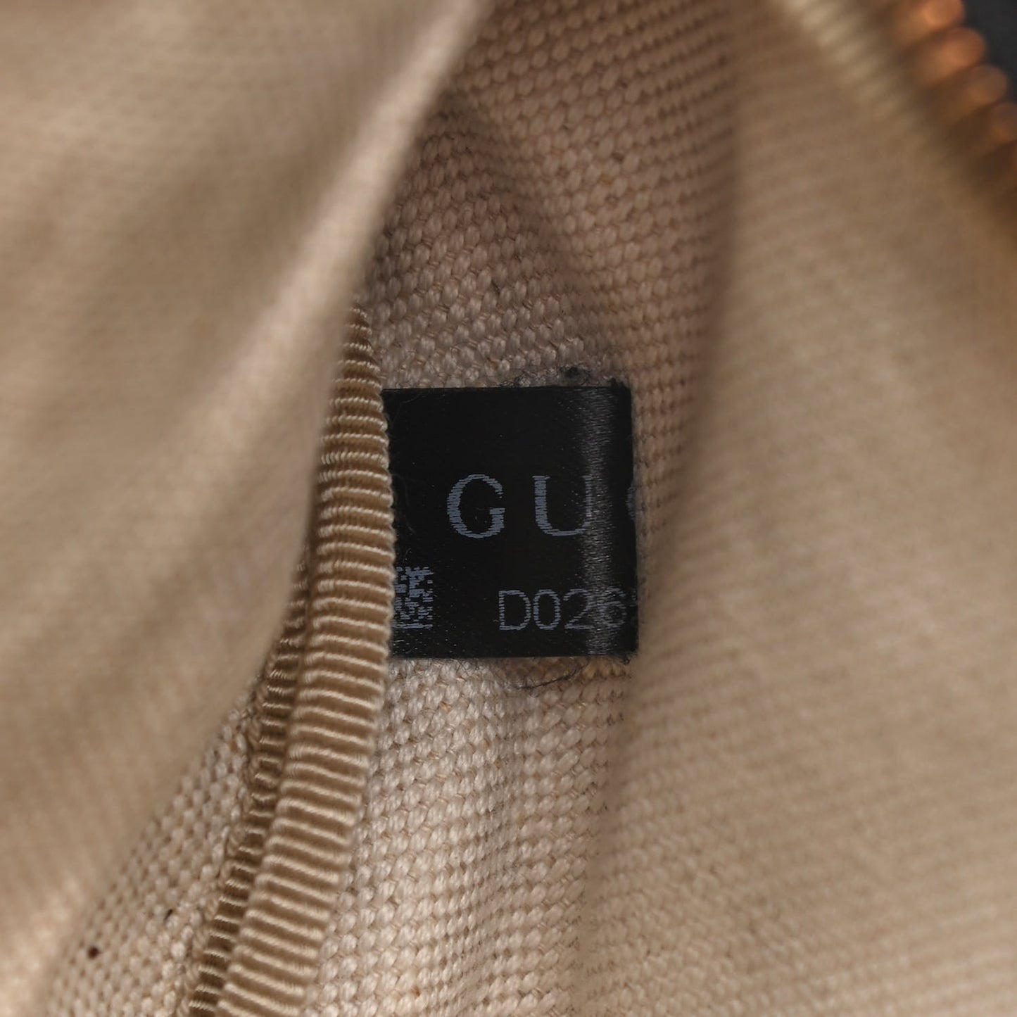 Grained Calfskin Logo Belt Bag Black