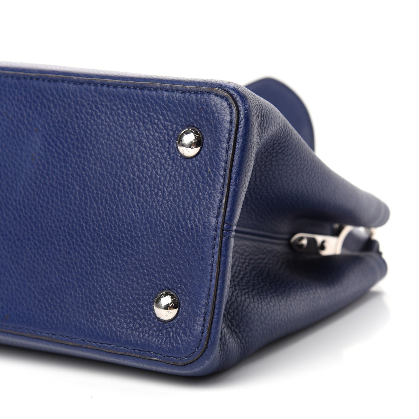 Taurillon Capucines MM Indigo