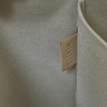 Louis Vuitton Vernis Alma MM Blanc Corail 9 of 9