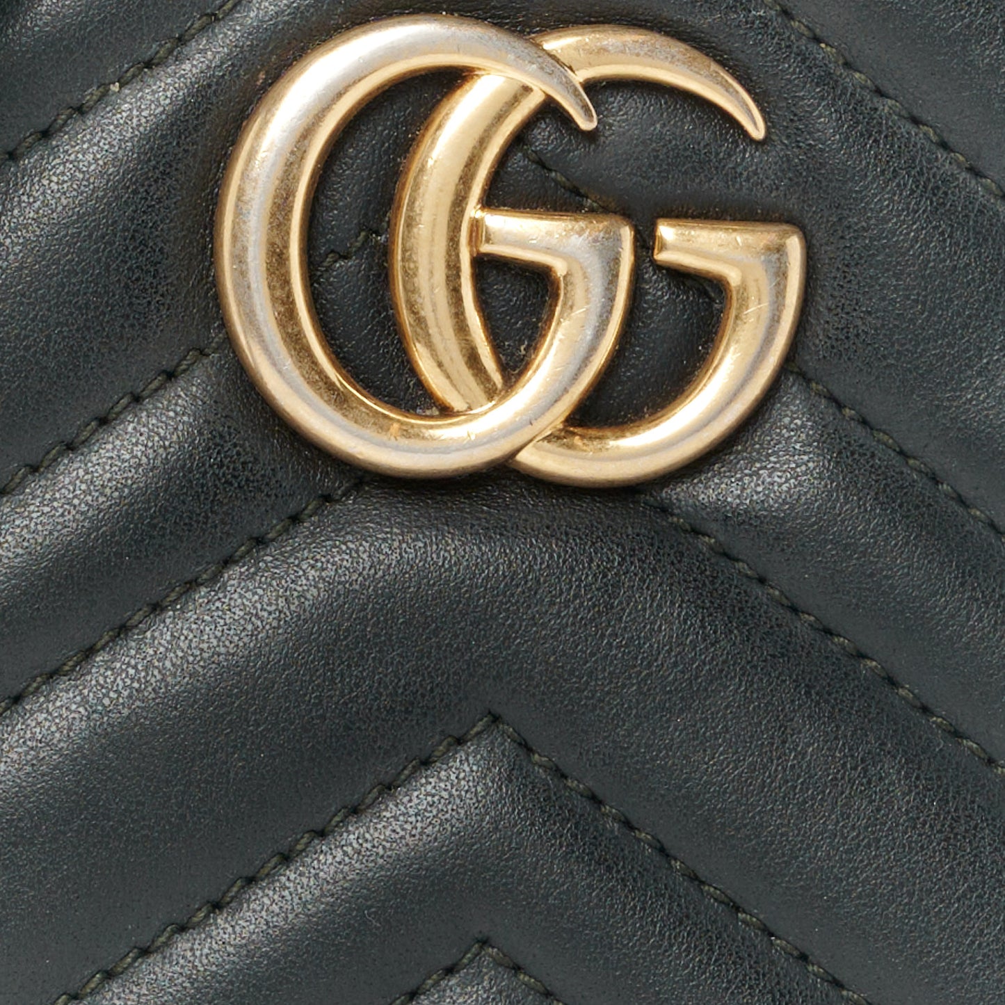 Calfskin Matelasse Mini GG Marmont Chain Shoulder Bag Black