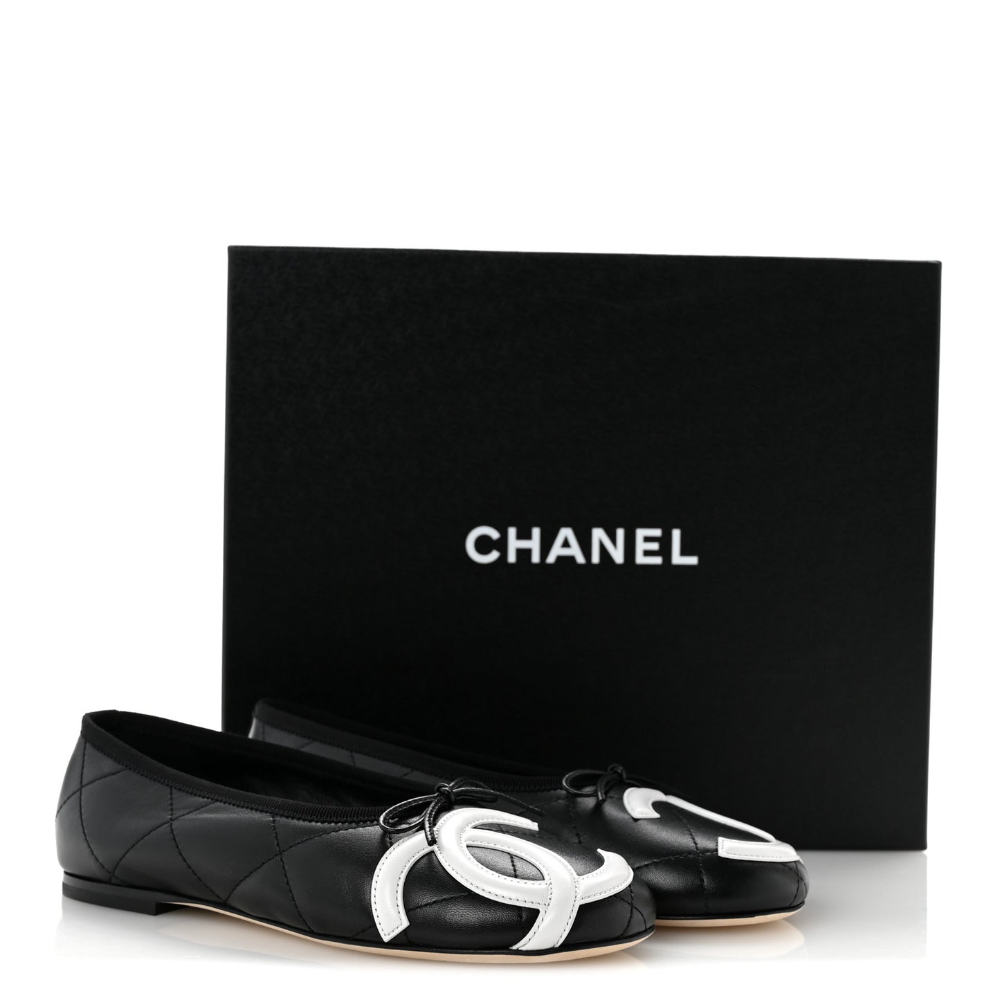 Lambskin Quilted CC Cambon Ballet Flats 36 Black White