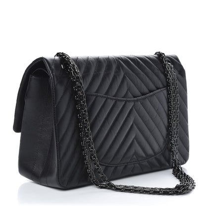 Chanel Aged Calfskin Chevron Quilted 2.55 Reissue 226 So Black 4 of 14