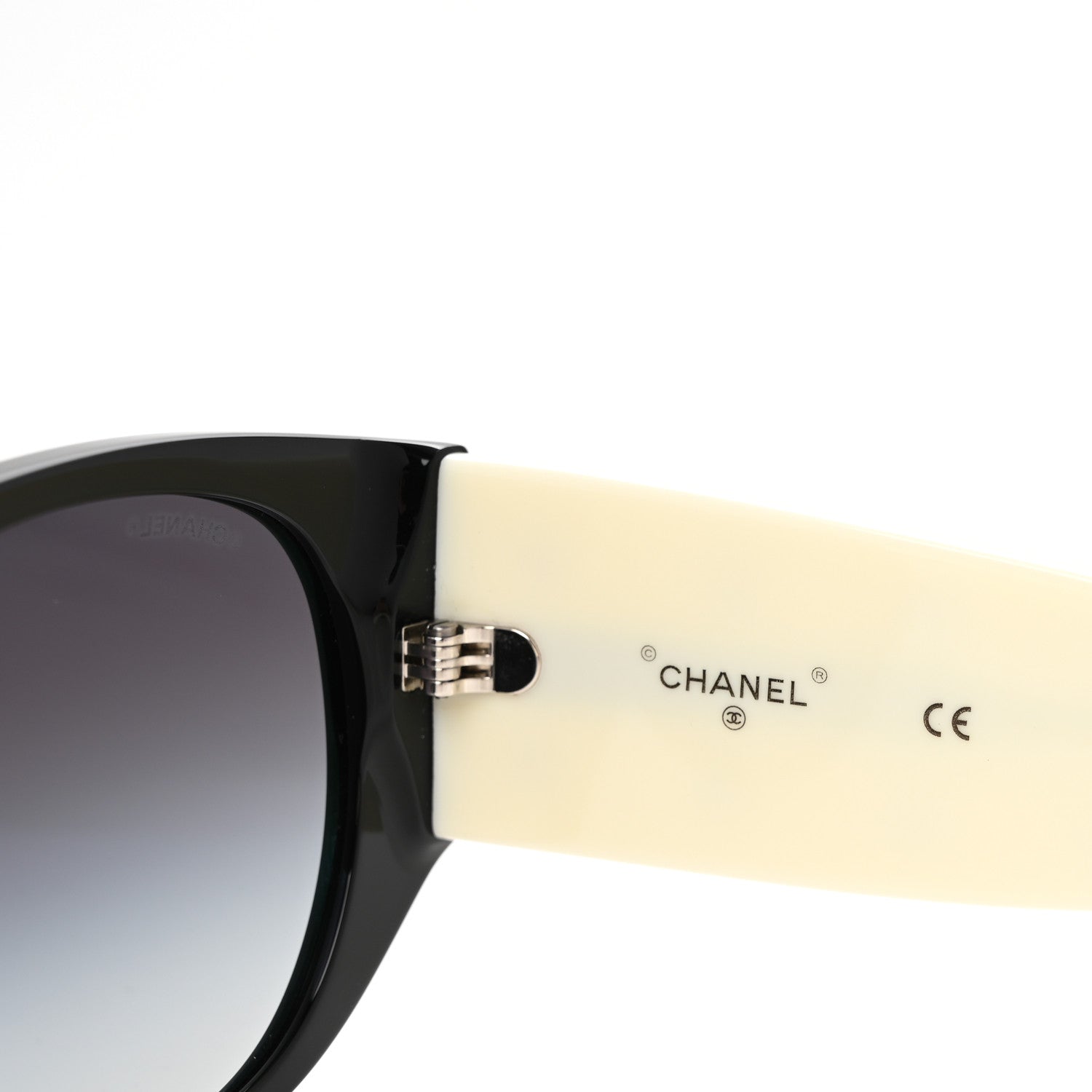 Chanel Acetate Quilted CC Pilot Sunglasses 71465 White Black 5 of 8