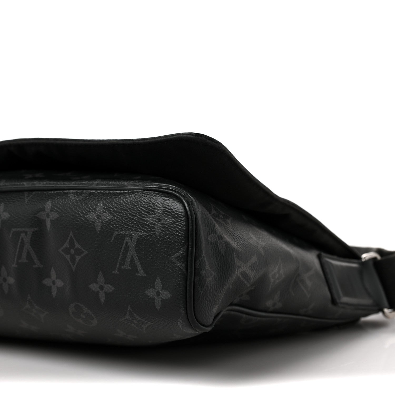 Louis Vuitton Monogram Eclipse District MM Black 8 of 10