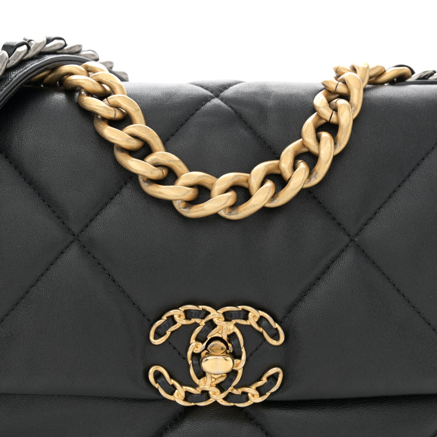 Lambskin Quilted Medium Chanel 19 Flap Black