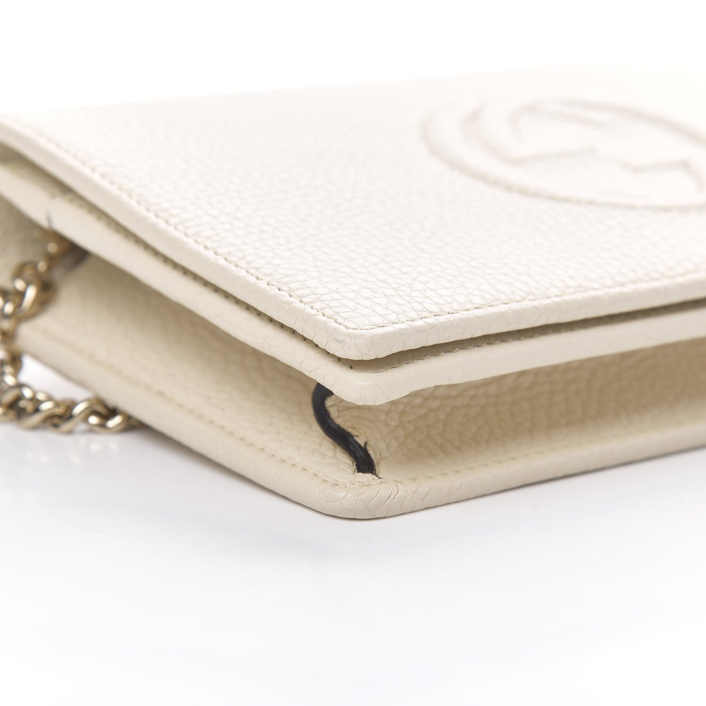 Pebbled Calfskin Soho Wallet on Chain Ivoire