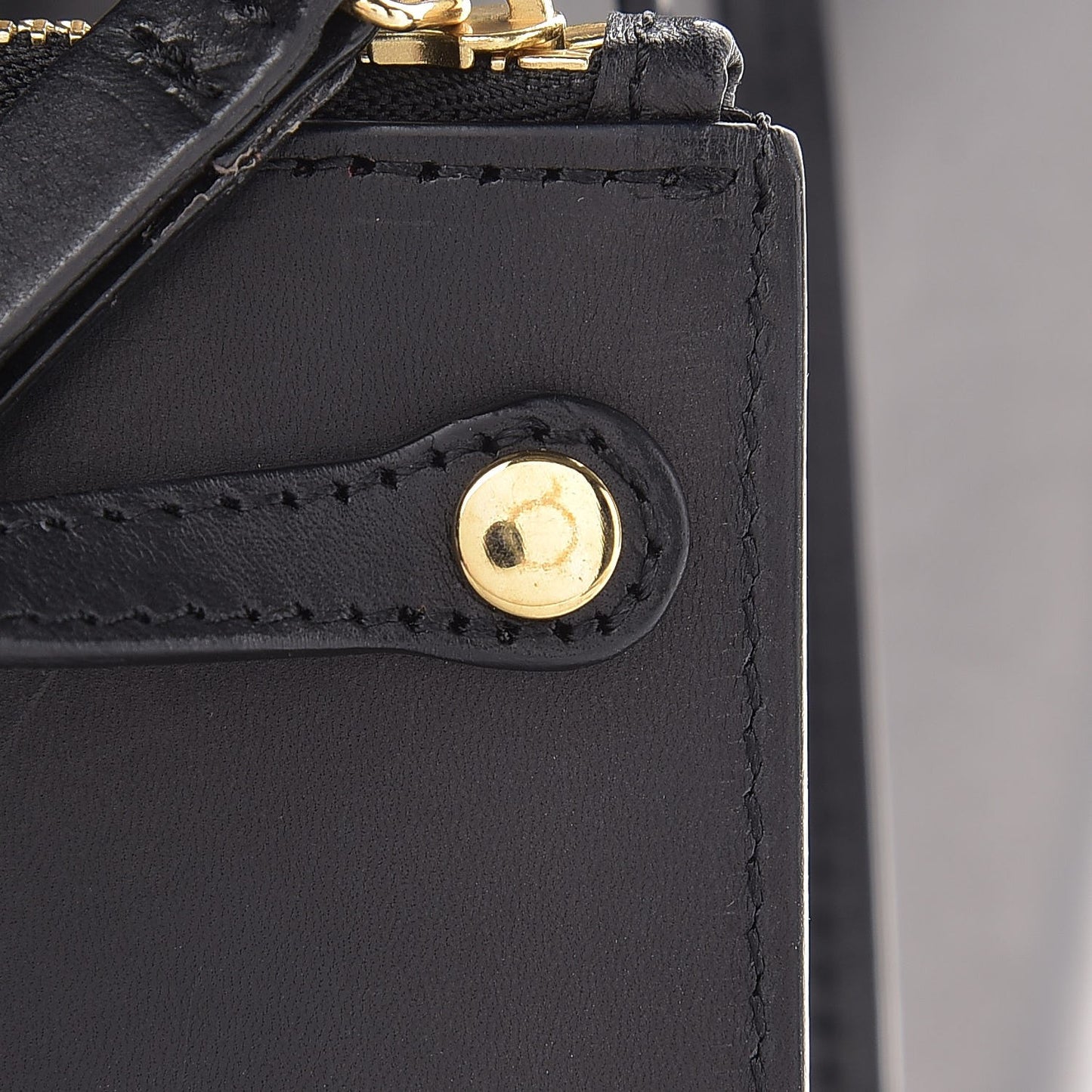 Vegetable Tanned Calfskin Bucket Bag Black Flamma