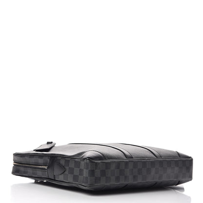 Louis Vuitton Damier Graphite Porte-Documents Voyage 4 of 11