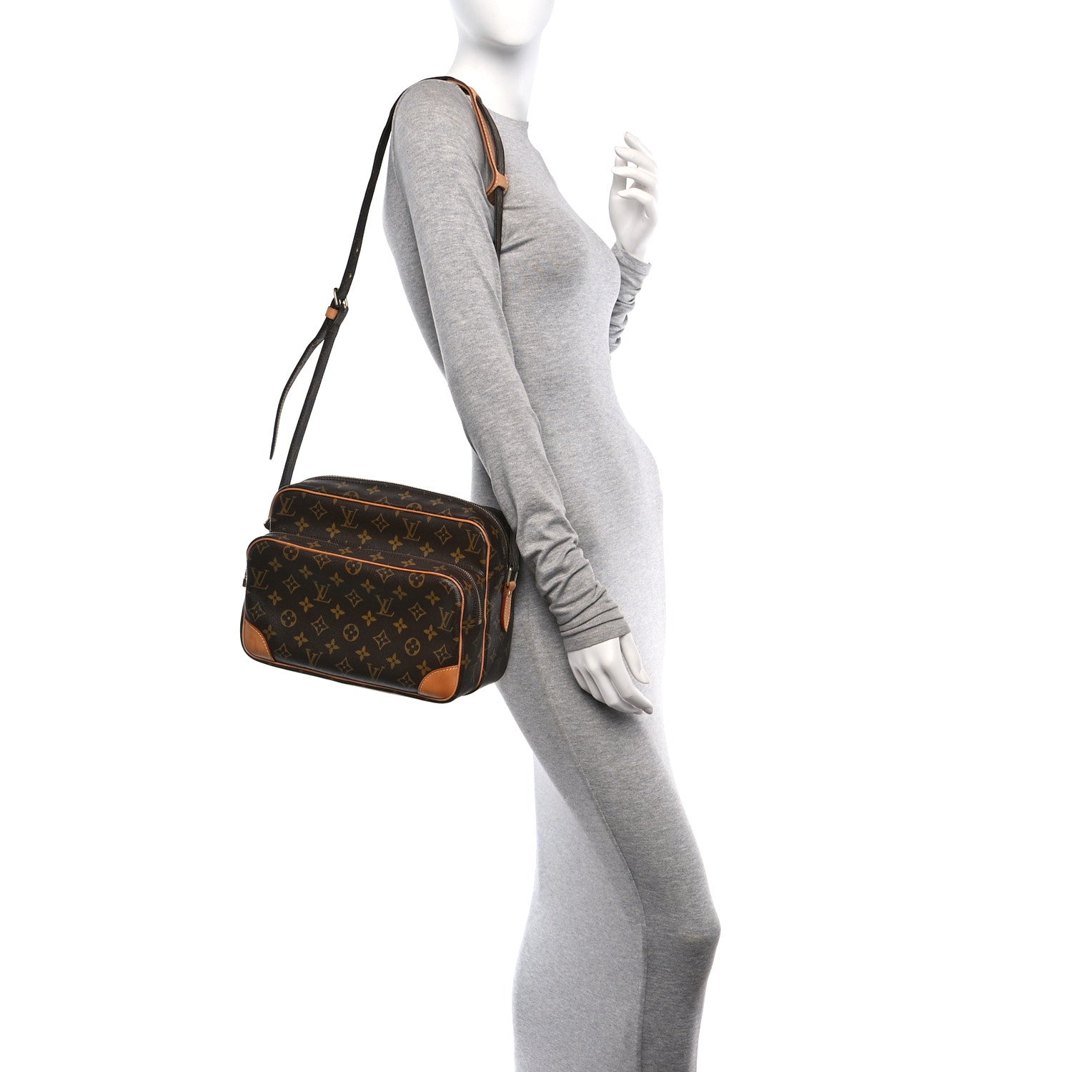Louis Vuitton Monogram Nil 28 2 of 9