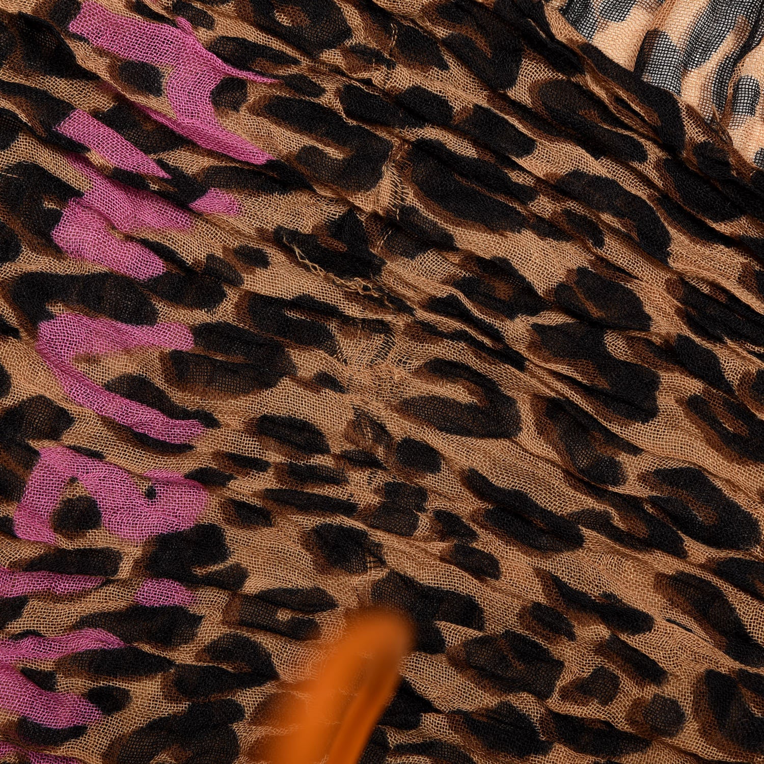 Louis Vuitton Cashmere Silk Leopard Etole Stole Marron 3 of 5