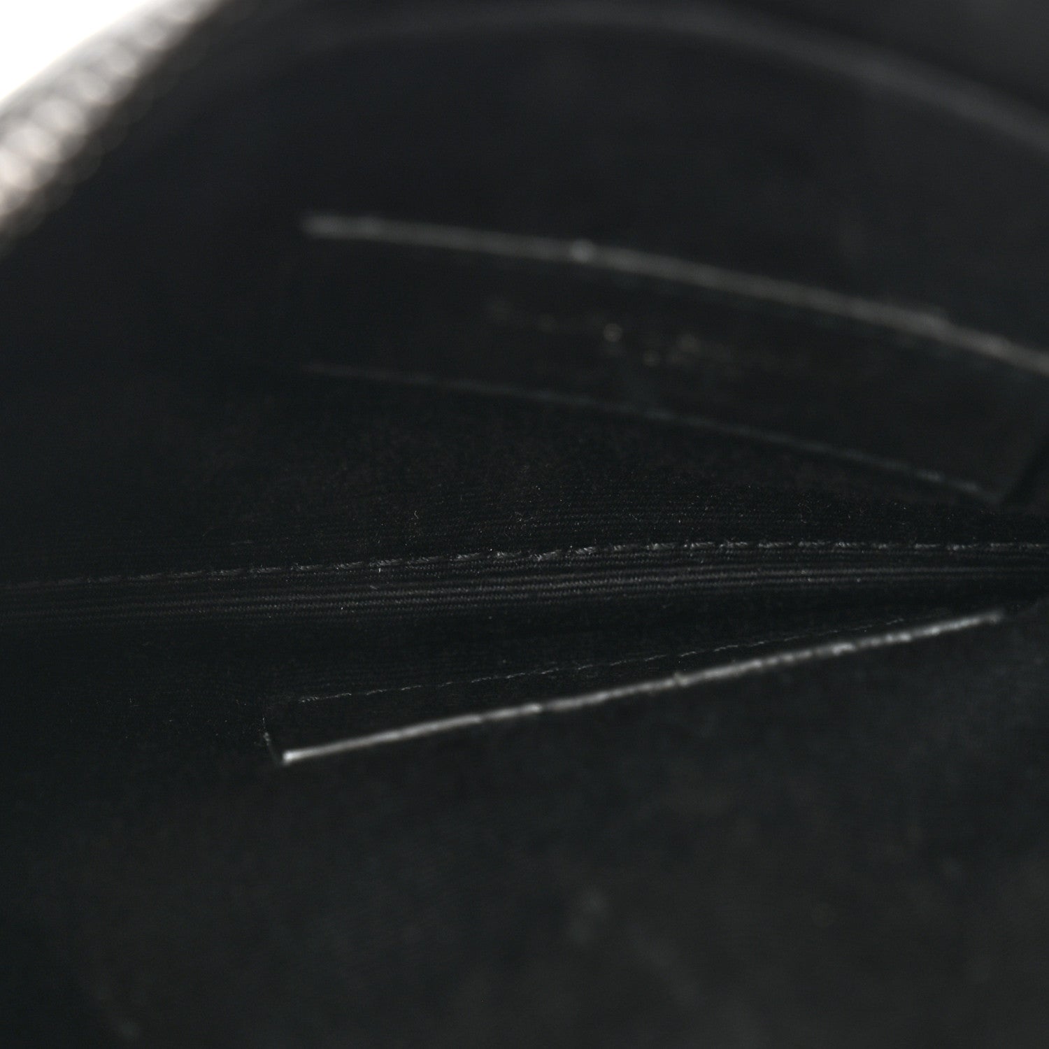 Saint Laurent Grain De Poudre Chevron Monogram Monochrome Bill Pouch Black 5 of 9