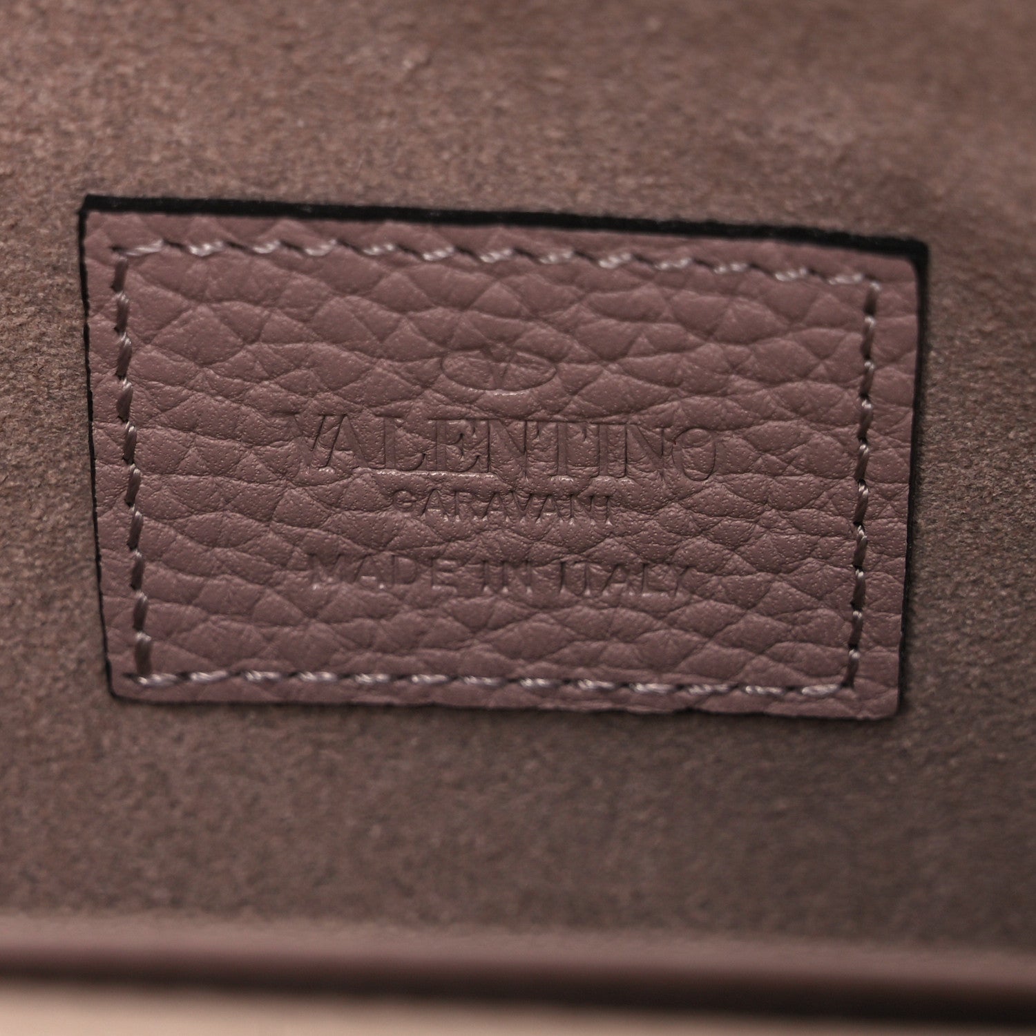 Valentino Garavani Pebbled Calfskin Rockstud Envelope Wallet on Chain Poudre 6 of 8
