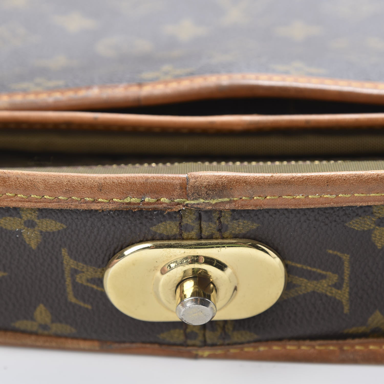 Louis Vuitton Monogram Garment Bag 13 of 15