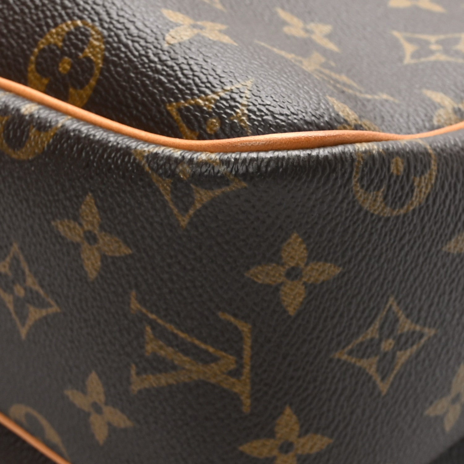 Louis Vuitton Monogram Reporter GM 8 of 10