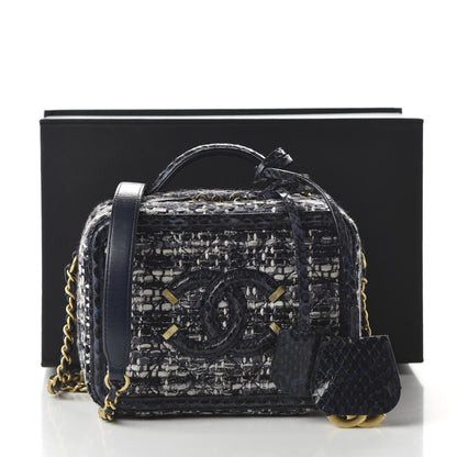 Chanel Tweed Snakeskin Quilted Small CC Filigree Vanity Case Black Ecru Silver 20 of 21