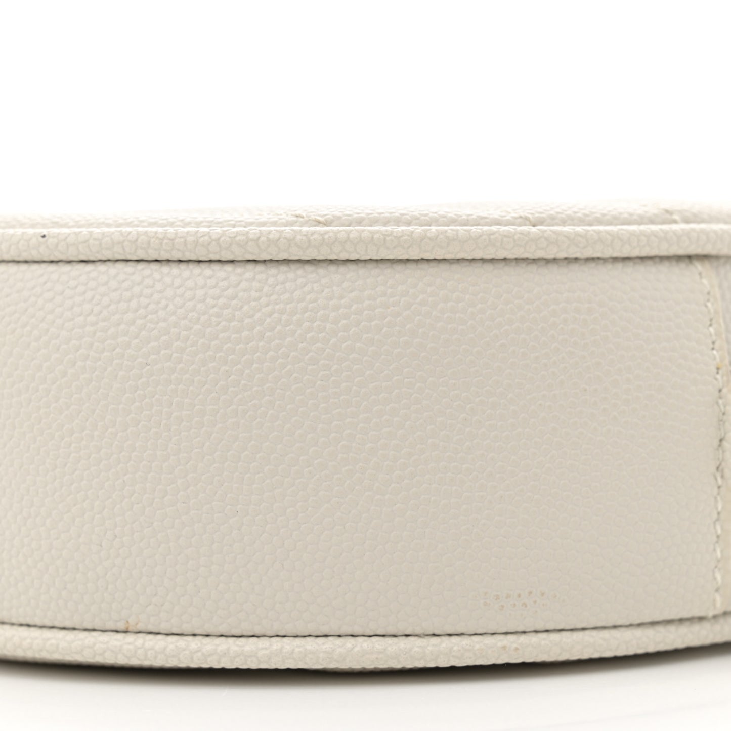 Grain De Poudre Matelasse Chevron Quilted Round Vinyle Camera Bag Crema Soft