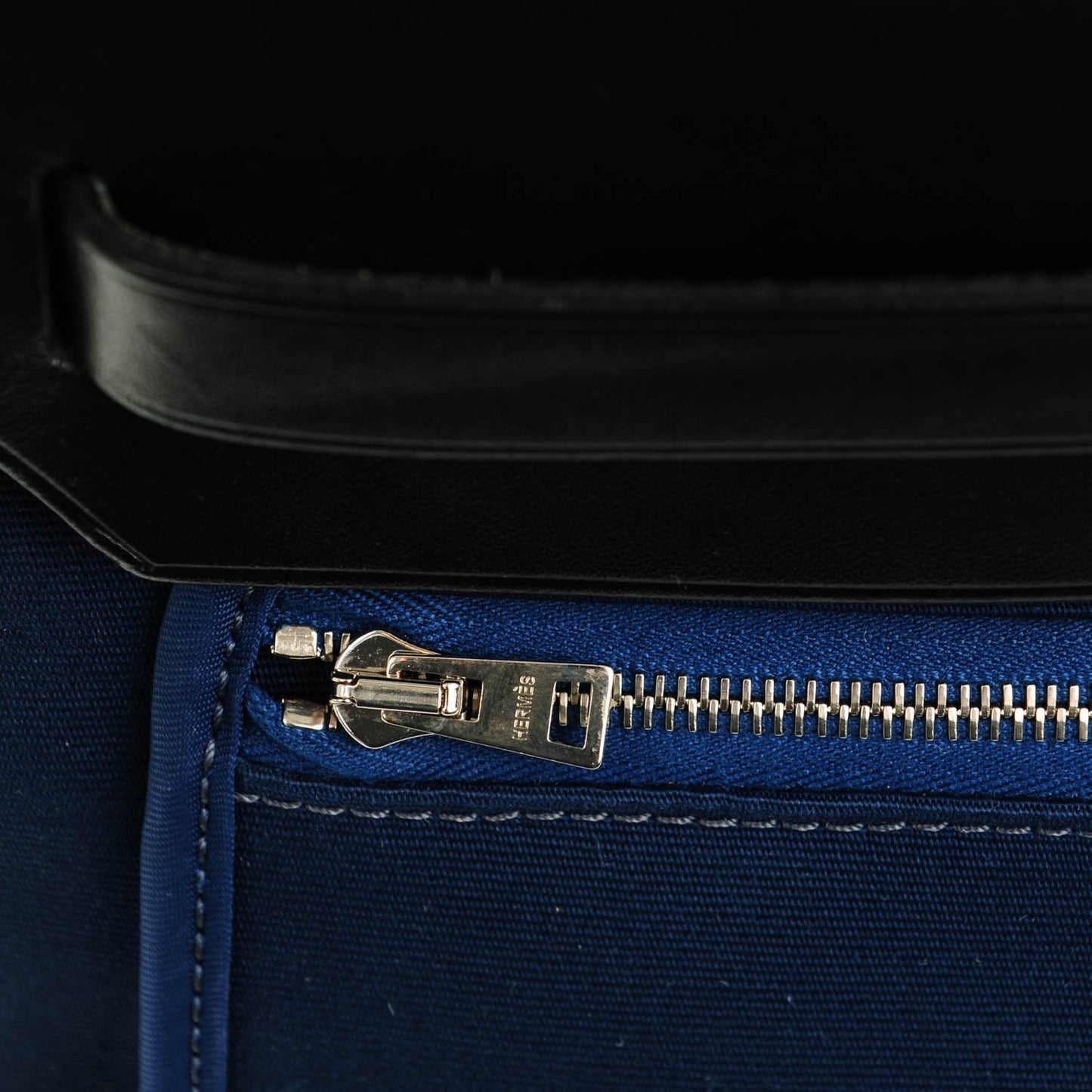 Toile Barenia Herbag Zip 31 PM Bleu de Prusse