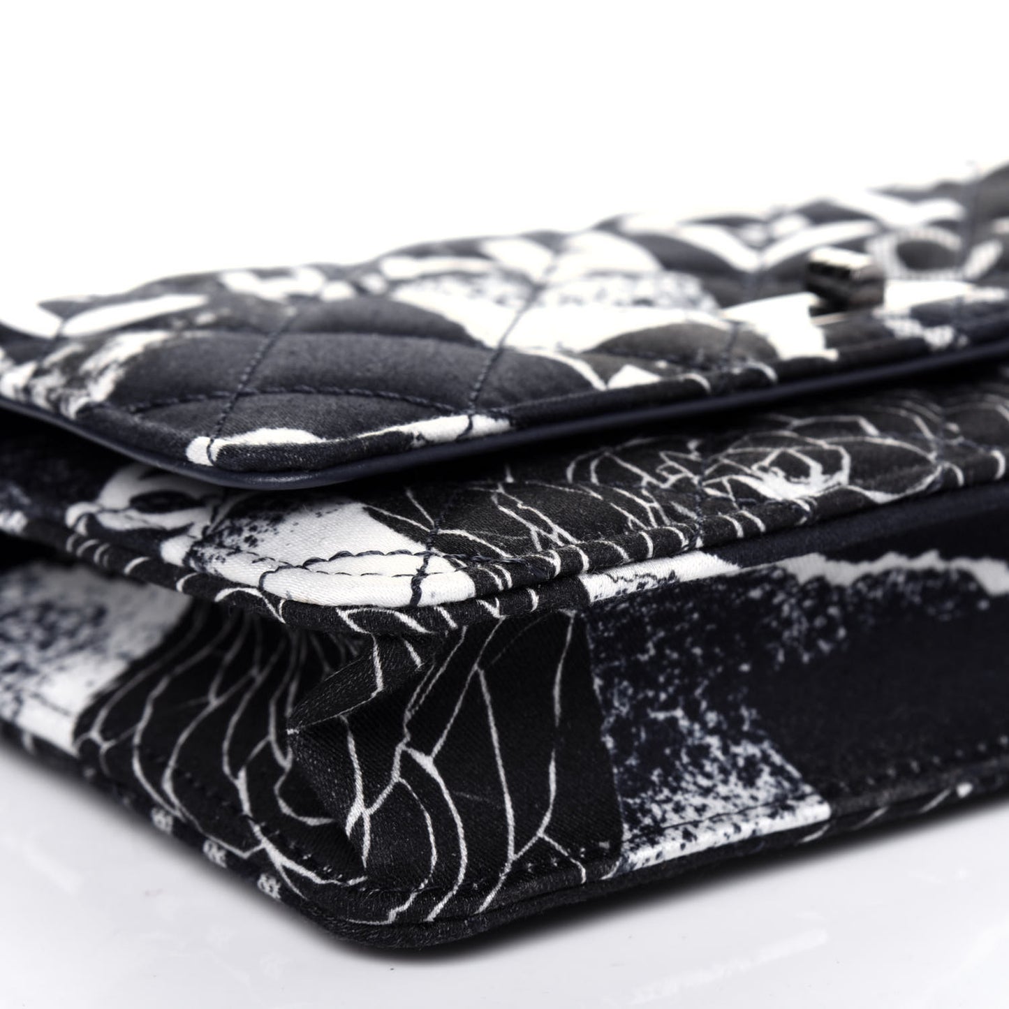 Canvas Printed Quilted 2.55 Reissue Wallet On Chain WOC White Black Navy Blue