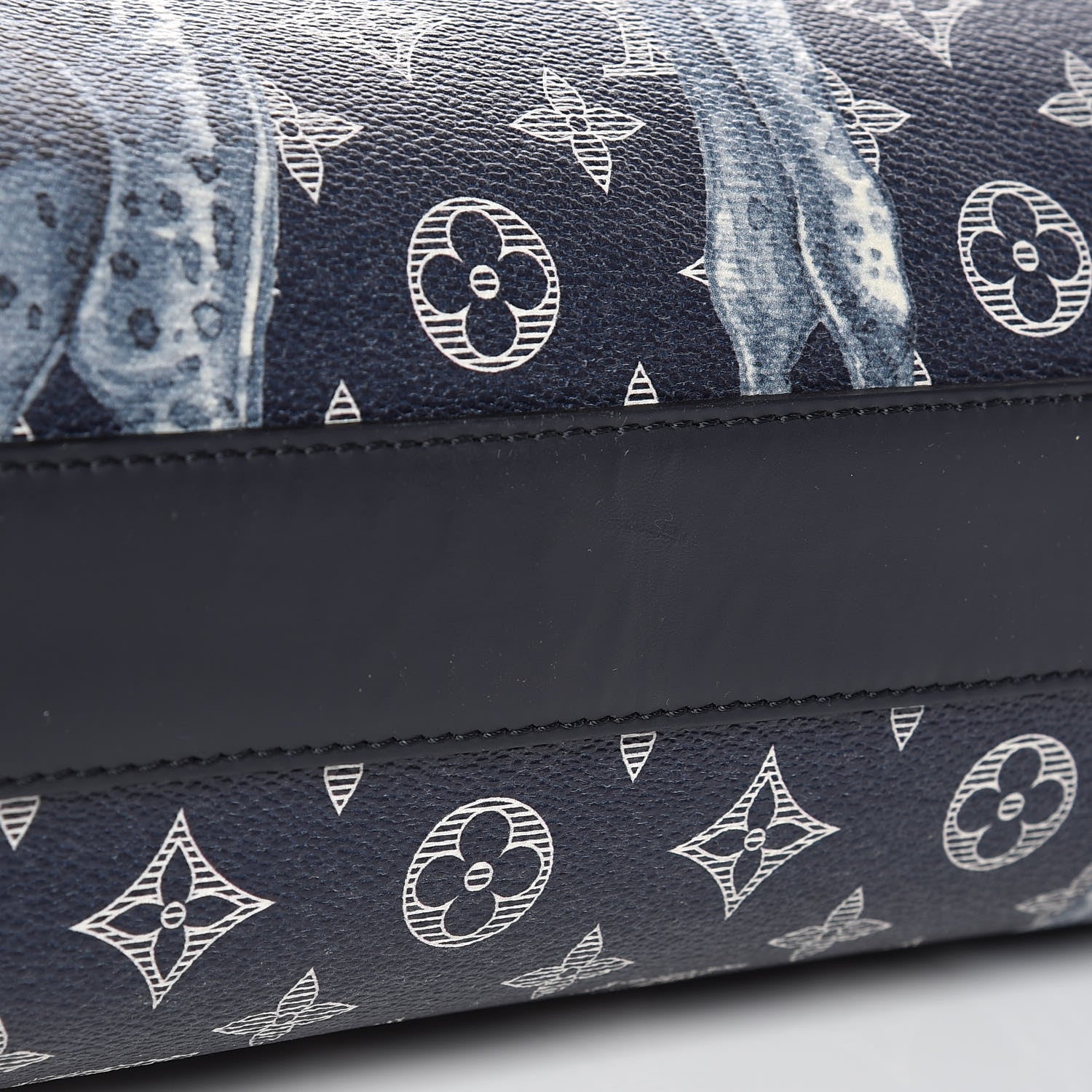 Louis Vuitton Savane Monogram Chapman Atlas Tote Ink 10 of 11
