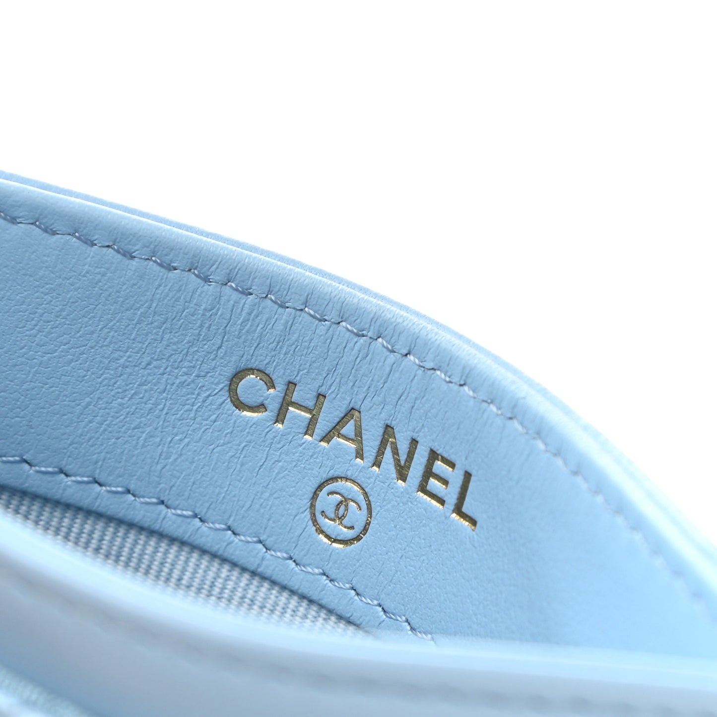 Lambskin Quilted Chanel 19 Card Holder Blue