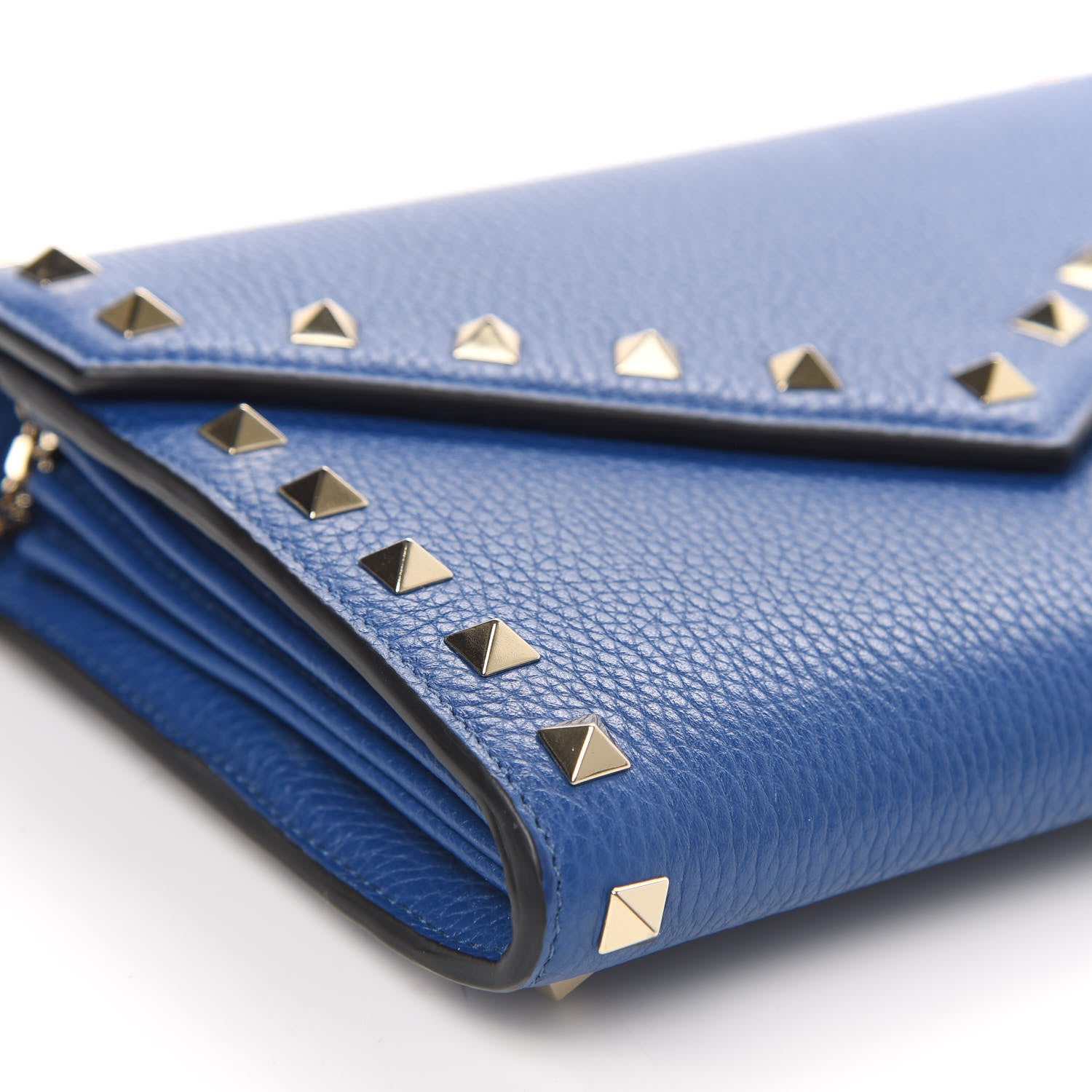 Valentino Garavani Pebbled Calfskin Rockstud Envelope Wallet On Chain Bag Blu Delft 7 of 10