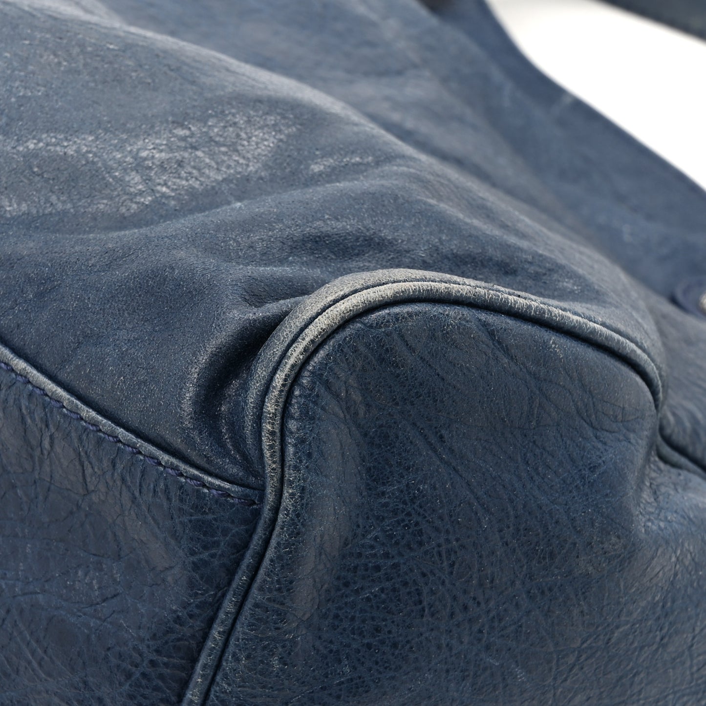 Agneau Giant 12 Silver Hardware Velo Bleu Mineral