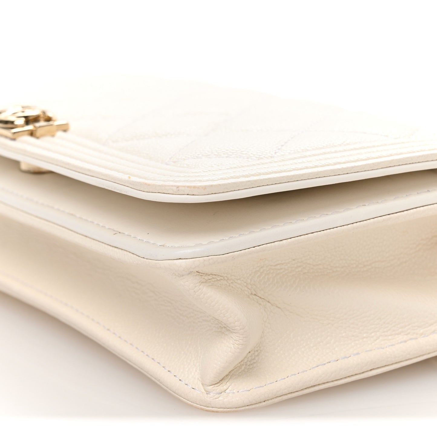 Caviar Quilted Boy Wallet On Chain WOC White