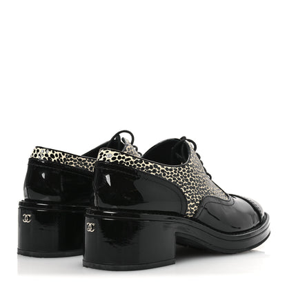 Chanel Patent CC Lace Up Oxfords 38.5 Black White 5 of 12