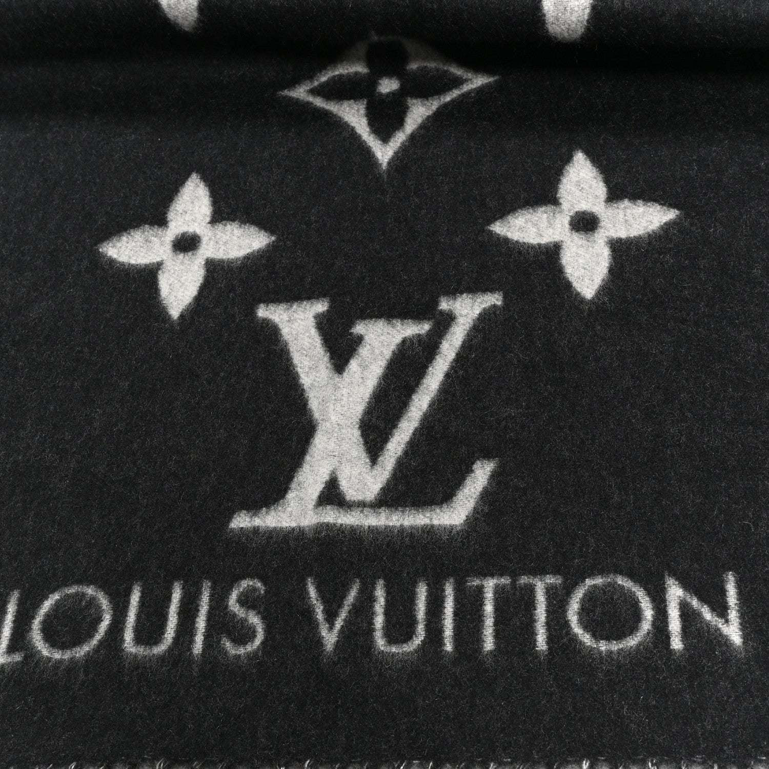 Louis Vuitton Cashmere Monogram Reykjavik Scarf Black 3 of 4