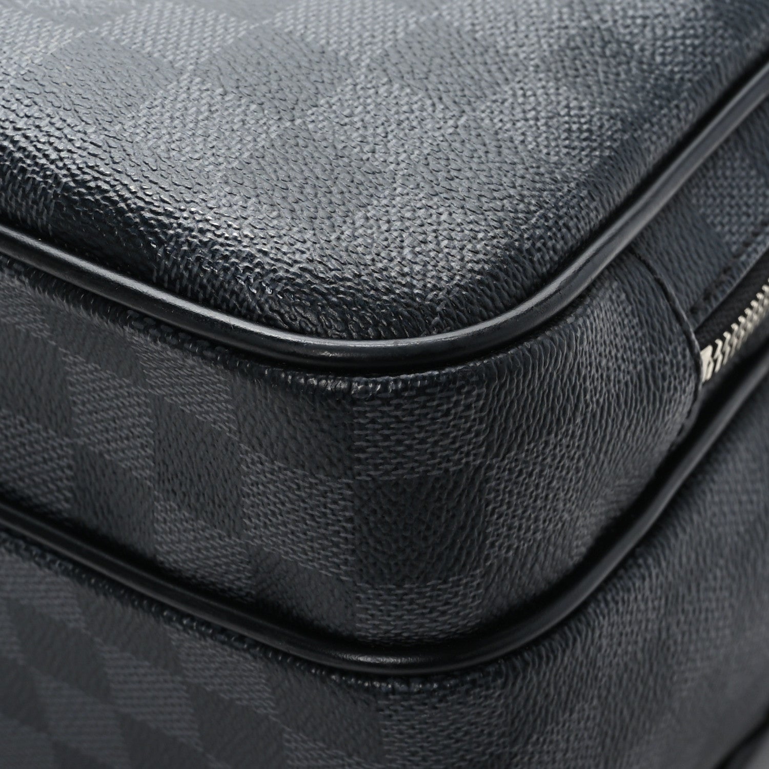 Louis Vuitton Damier Graphite Sac Leoh Messenger Bag 8 of 10