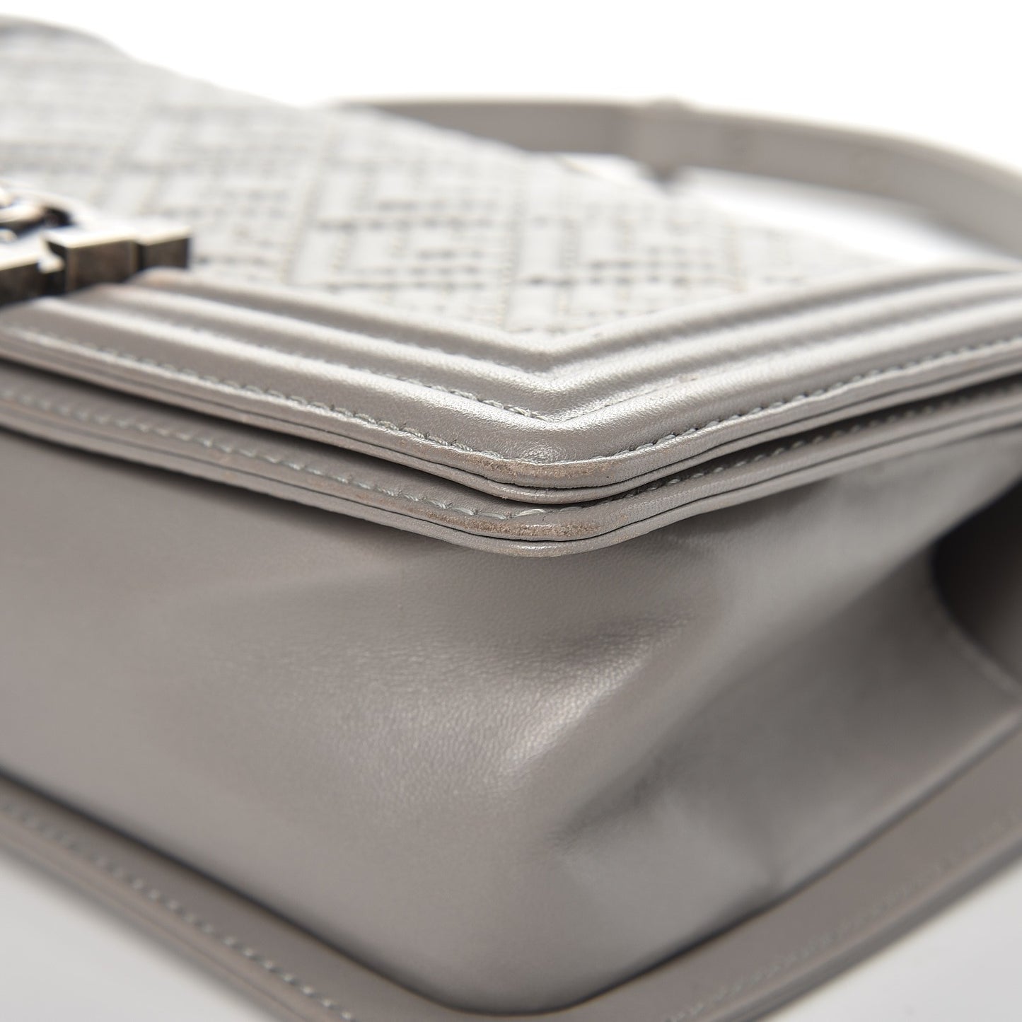 Lambskin Chevron Quilted Medium Boy Flap Grey