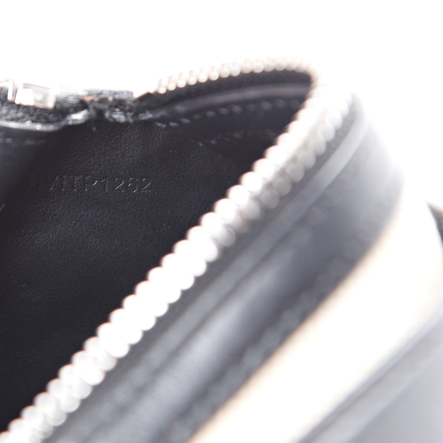 Burberry Calfskin Linen The Barrel Bag Black 7 of 15