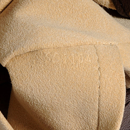 Louis Vuitton Monogram Artsy MM 7 of 7