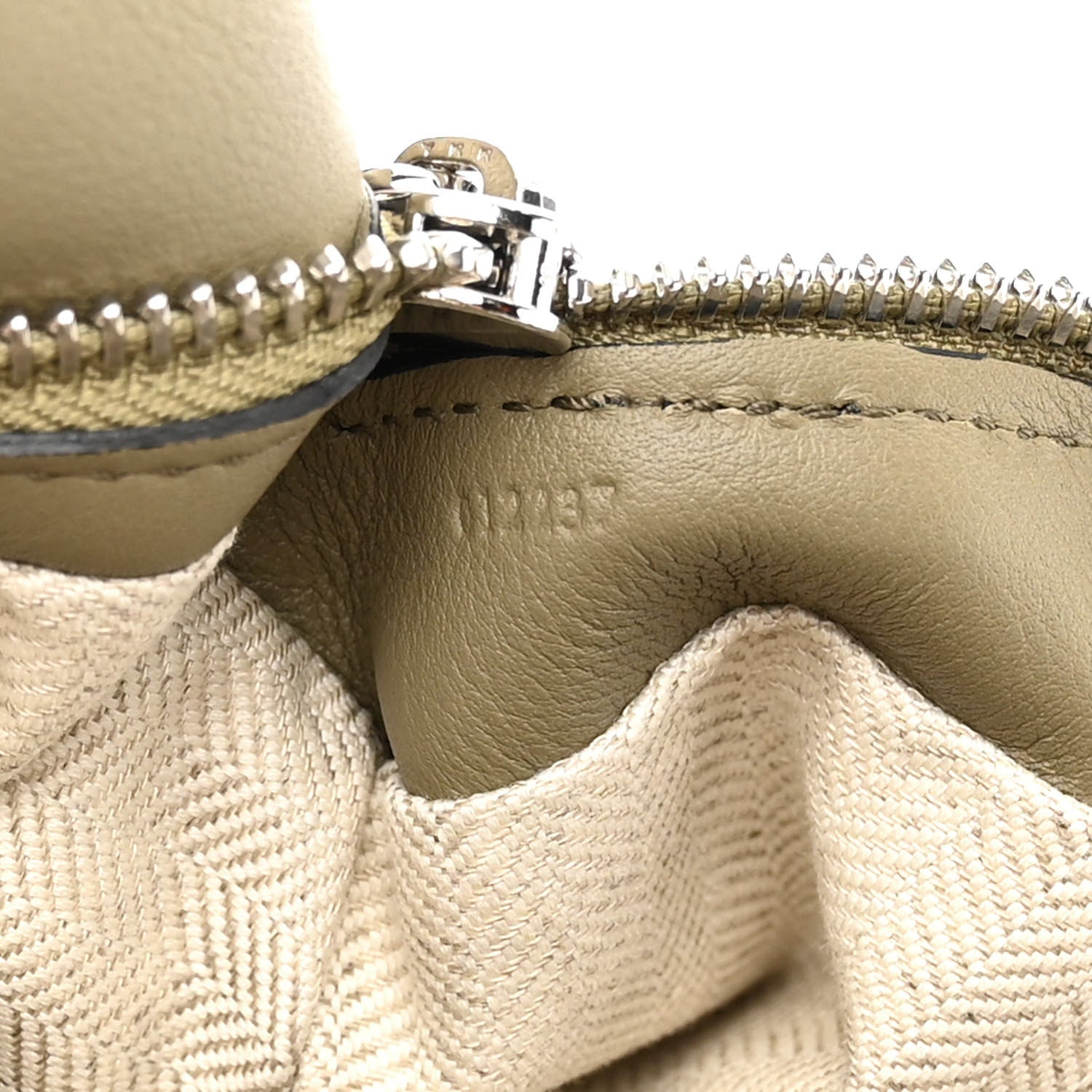 Loewe Calfskin Puzzle Hobo Artichoke 7 of 12