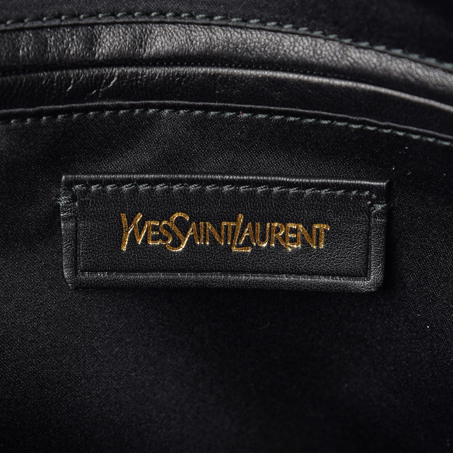 Calfskin Oversized Muse Black