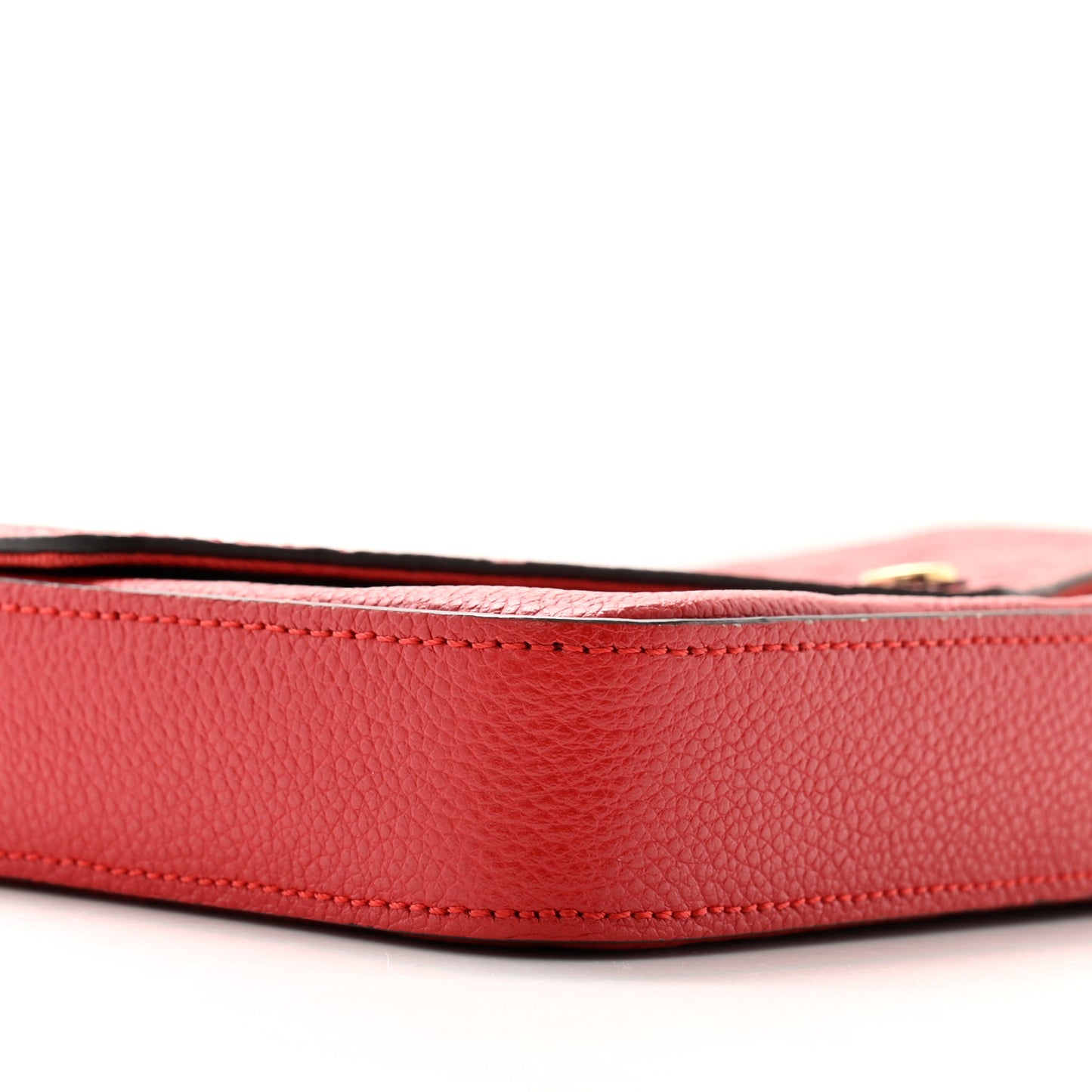 Empreinte Pochette Felicie Chain Wallet Scarlet