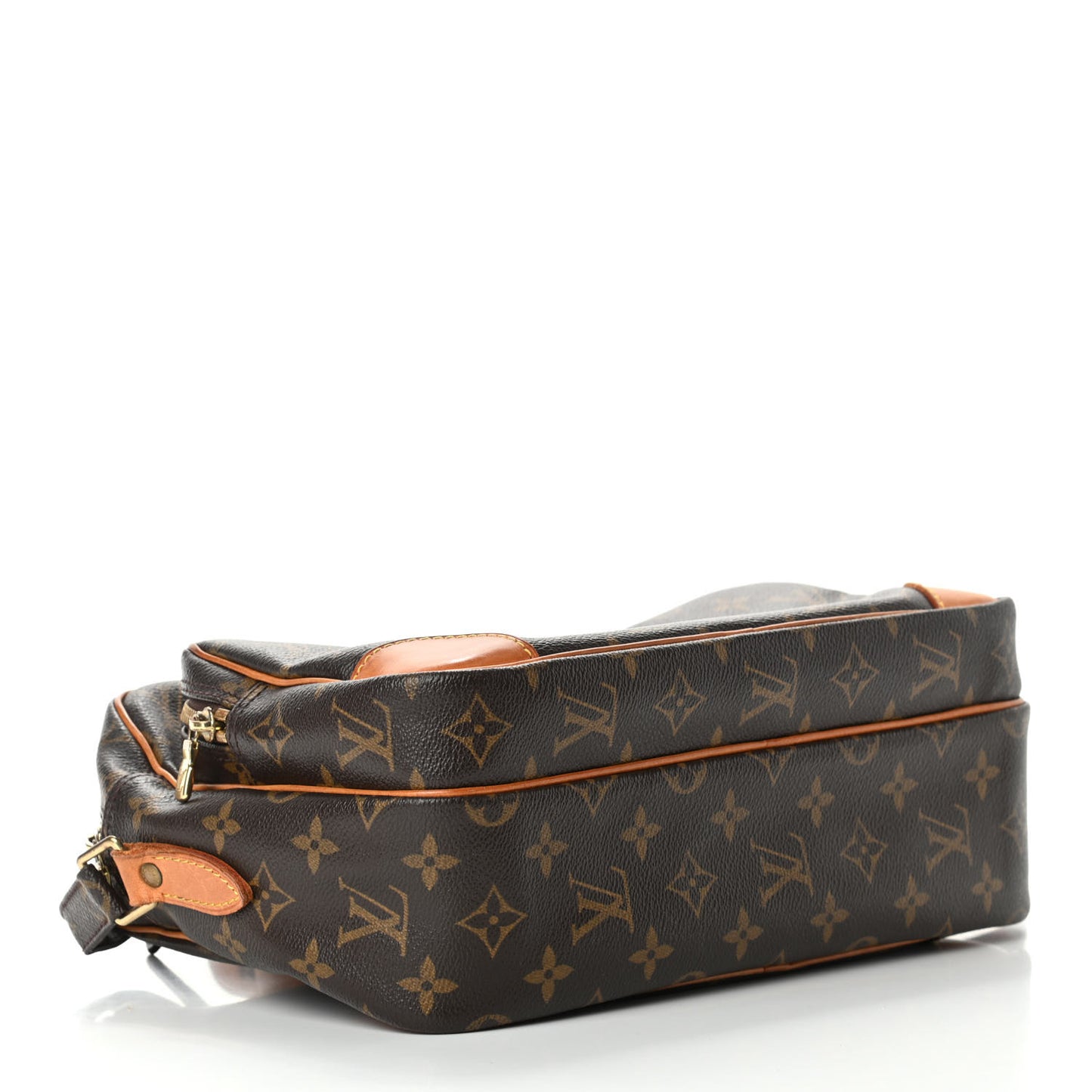 Monogram Nil 28