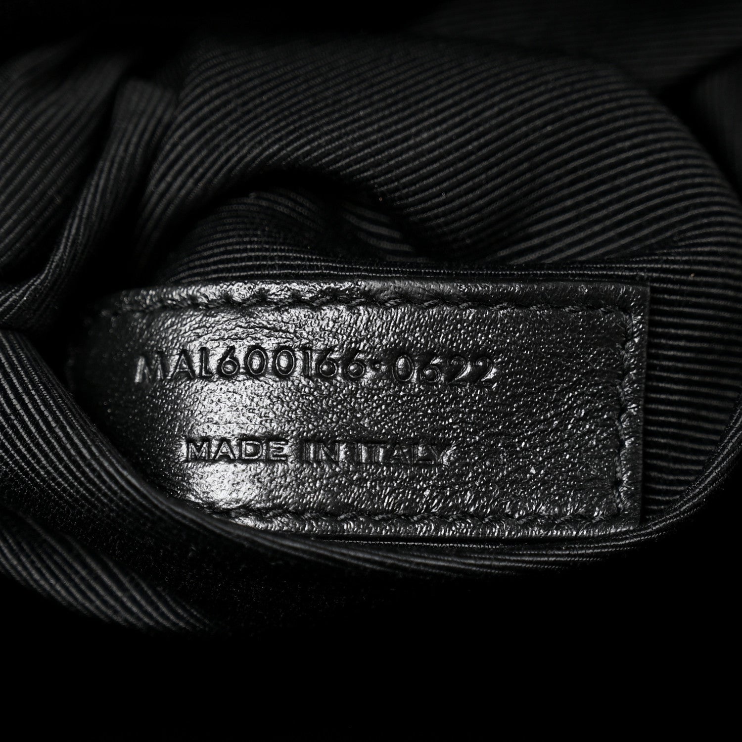 Saint Laurent Grain De Poudre Textured Mixed Matelasse Large Triquilt Monogram Satchel Black 7 of 10