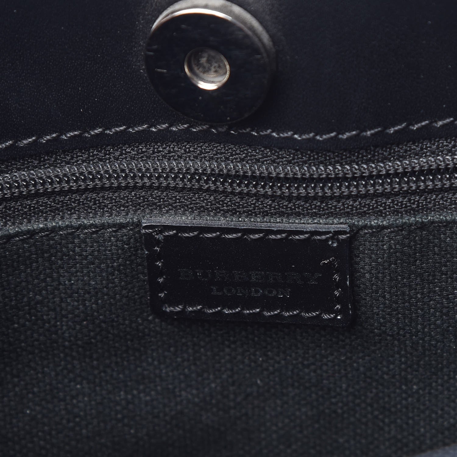 Burberry House Check Medium Tote Black 6 of 12