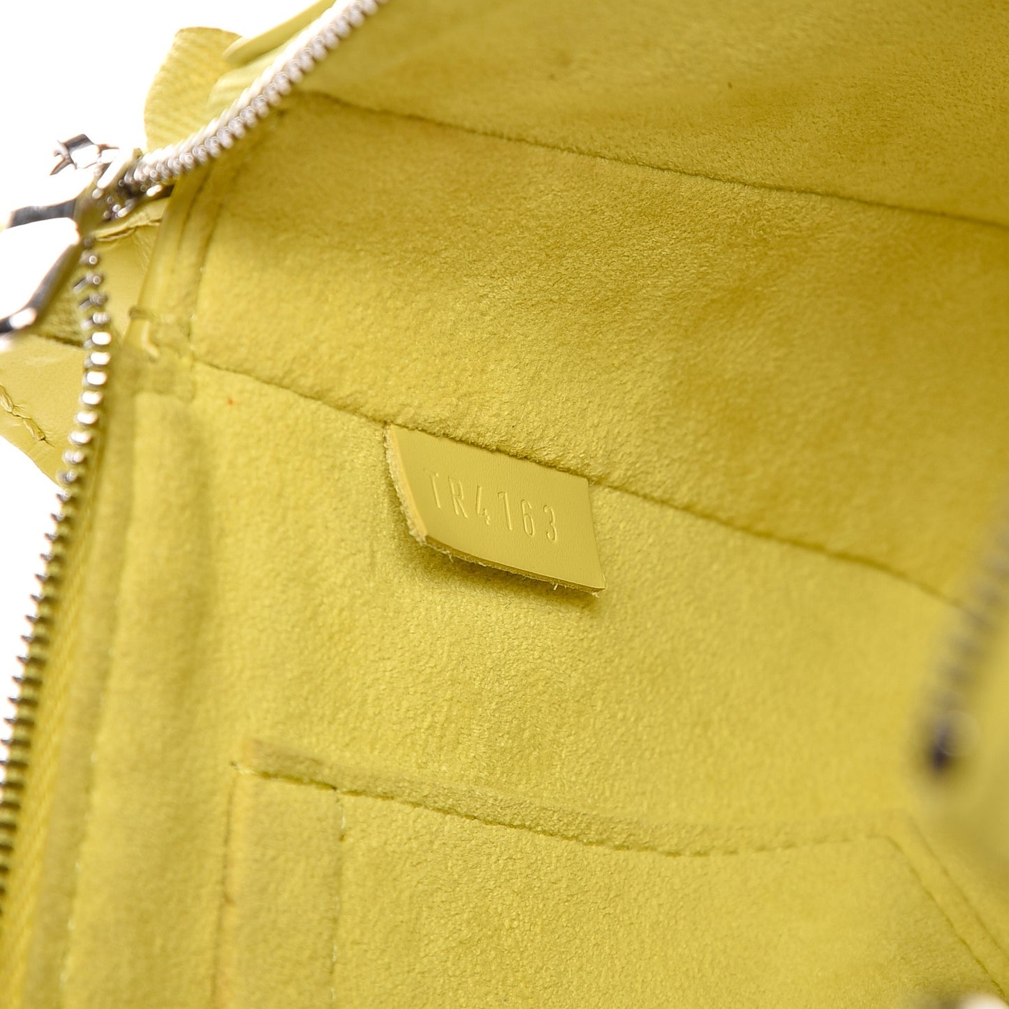 Epi Pochette Accessories NM Pistache