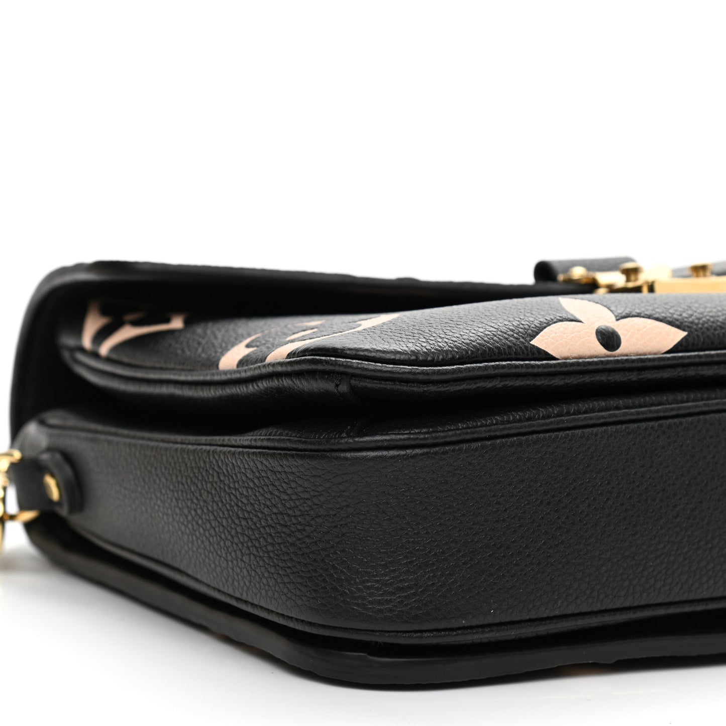 Empreinte Monogram Giant Pochette Metis Black Beige