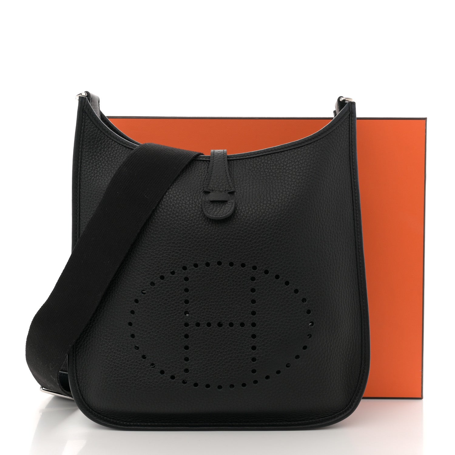 Hermes Taurillon Clemence EVELYNE III PM  Black 12 of 12