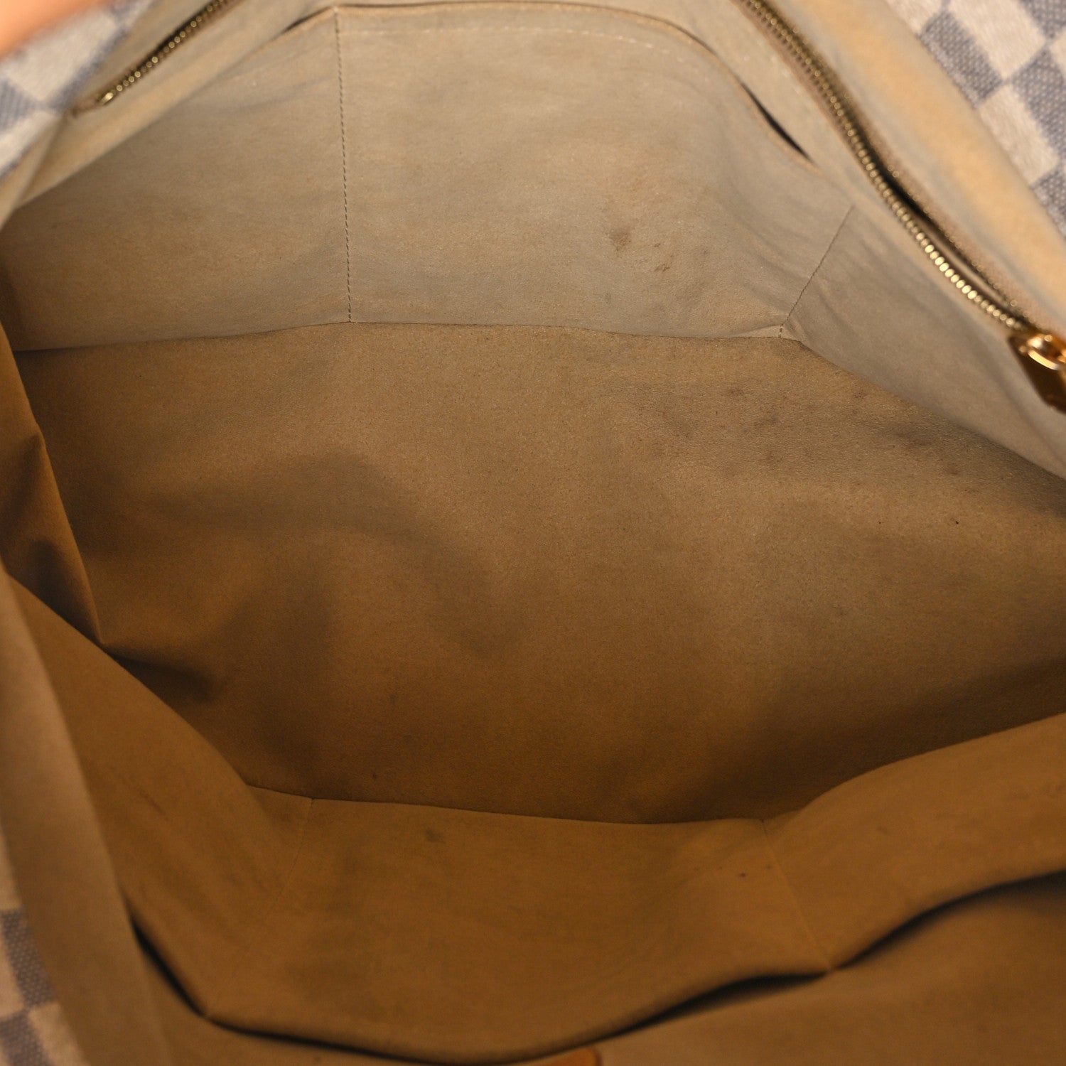 Louis Vuitton Damier Azur Artsy MM 5 of 9