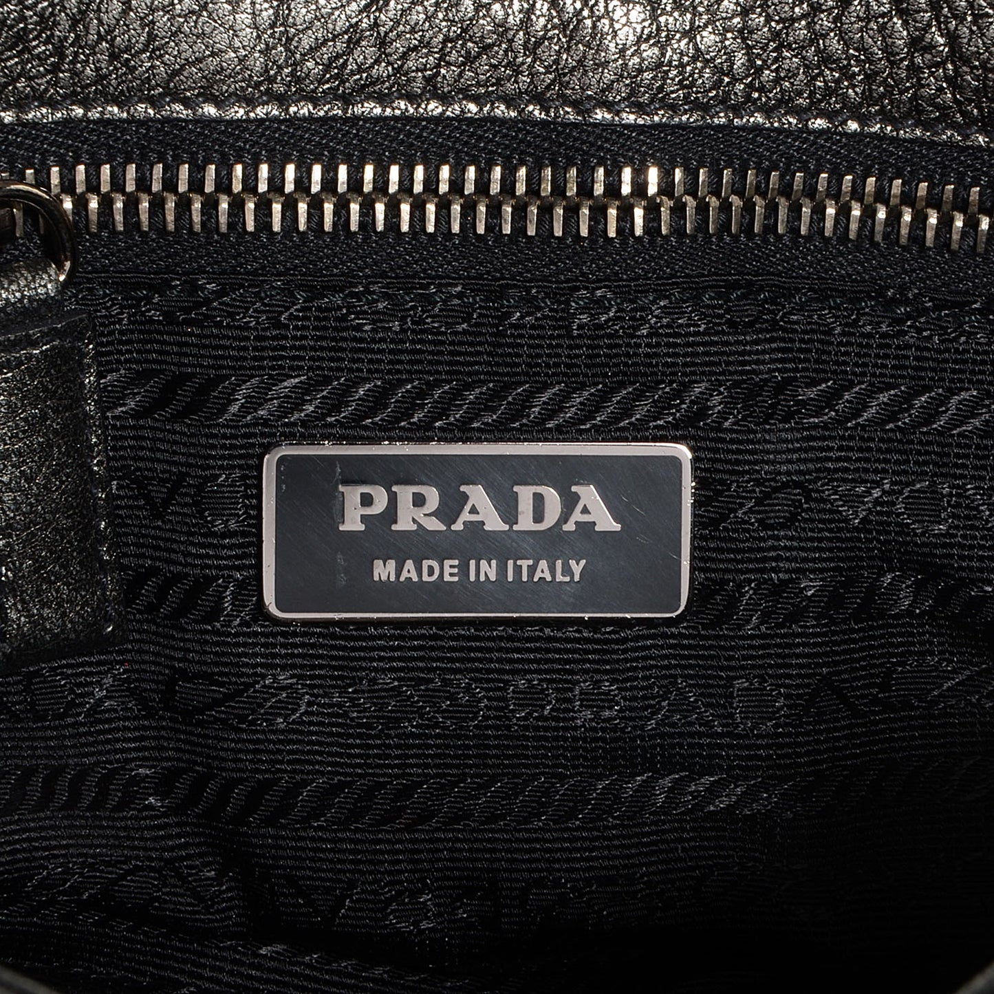 Vitello Daino Small Shoulder Bag Silver